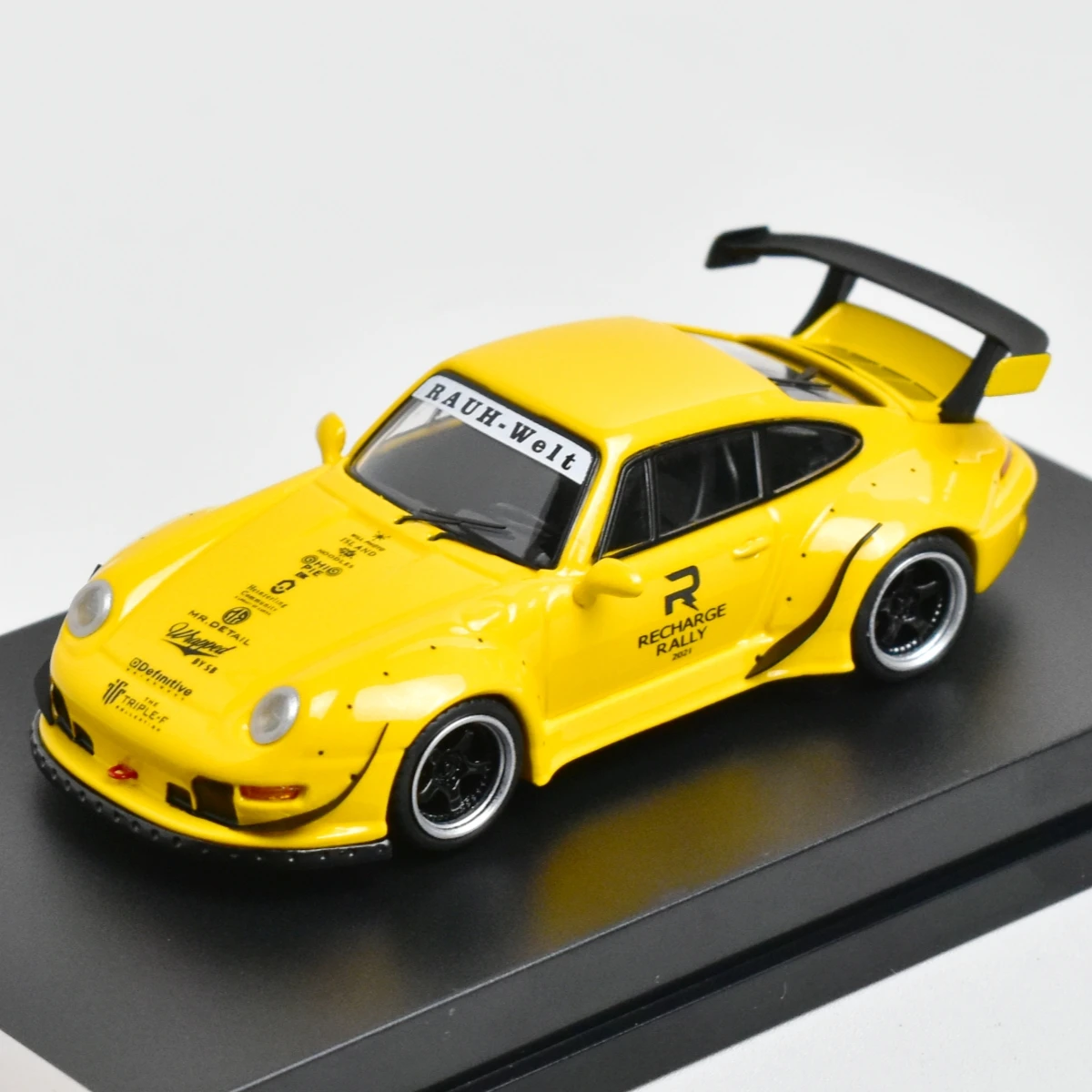 

Модель XF 1:64 для взрослых Hobby RWB 993 Литая под давлением модель автомобиля