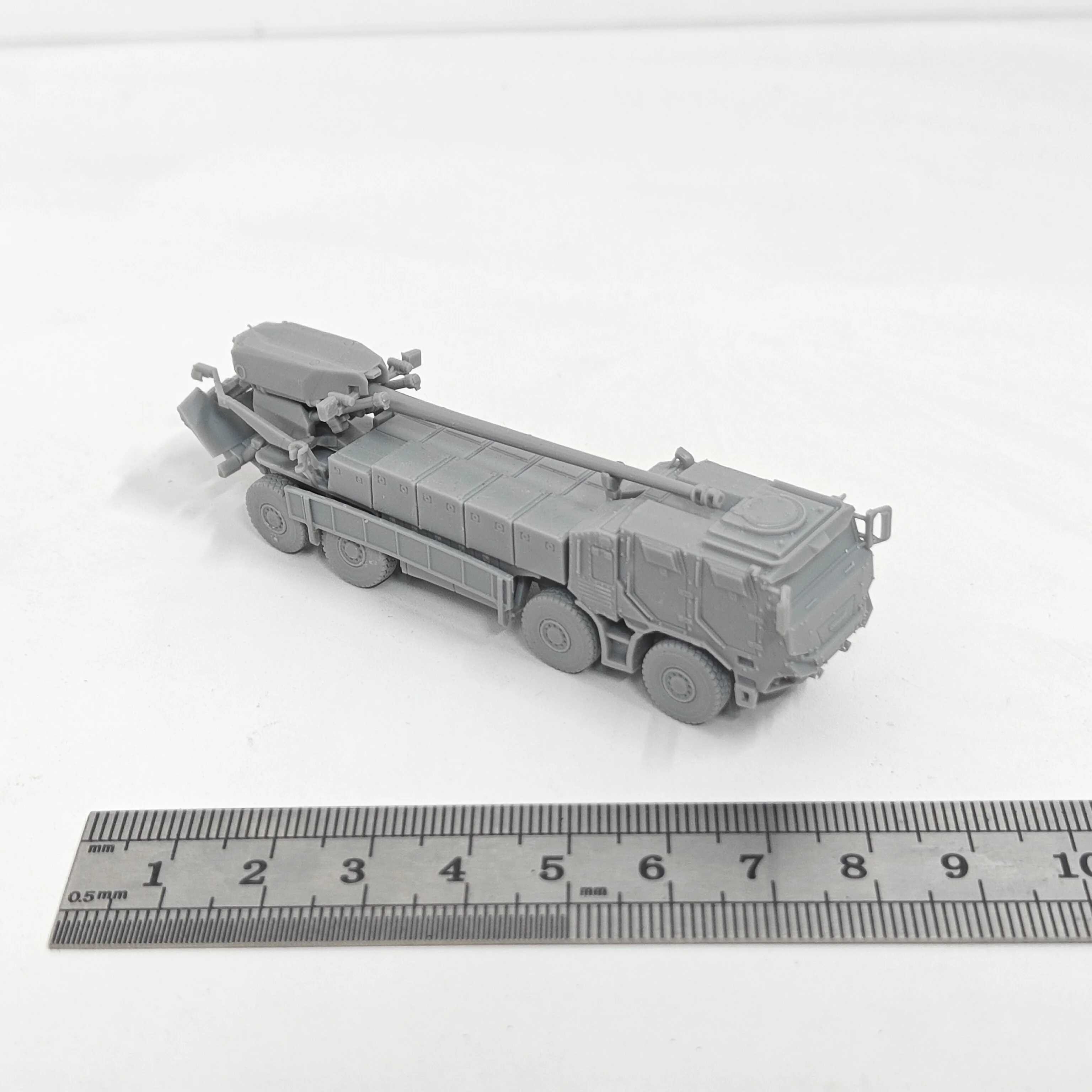 

1/144 Scale 8x8 self-propelled howitzer 155mm CAESAR MODEL KIT