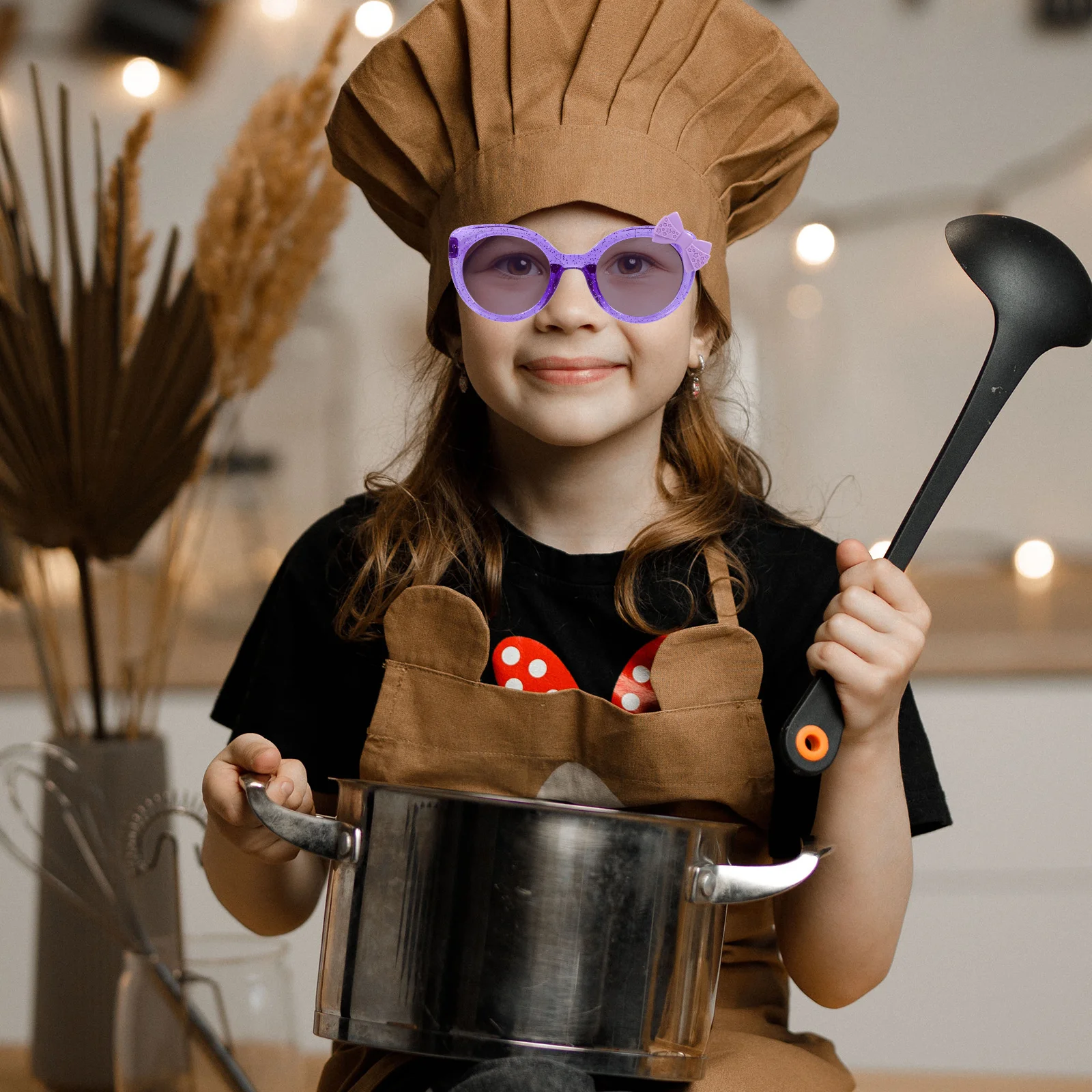 

1Pair Sunglasses Bowknot Stylish Lightweight Decorative Party Glasses Fun Photo Prop Summer Outdoor Eyewear