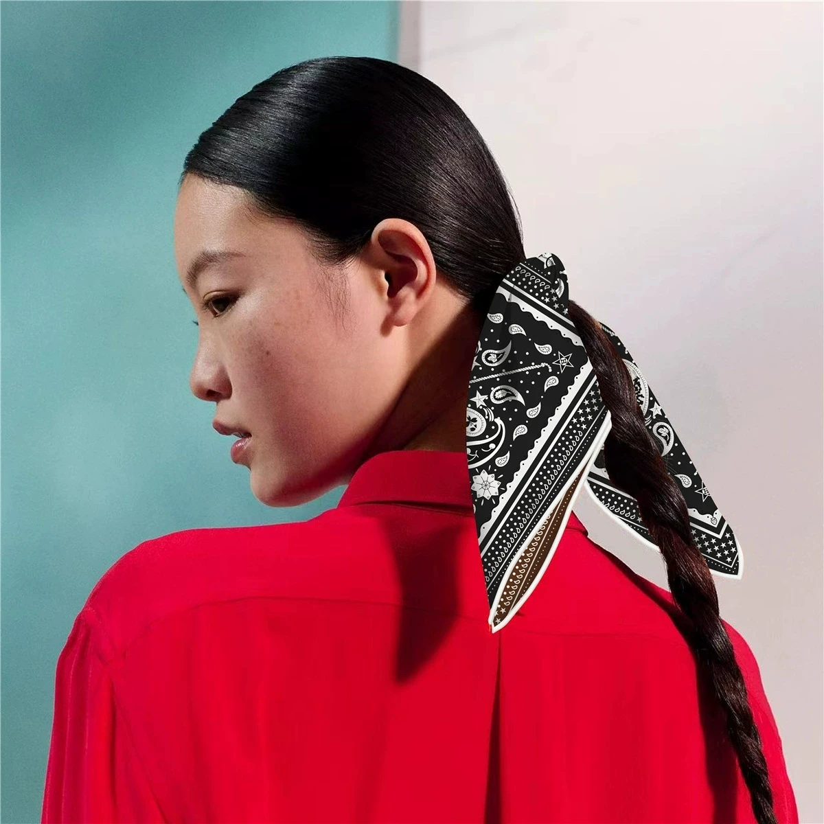 53CM مزدوجة الوجهين المطبوعة وشاح مربع صغير المرأة الزخرفية توالت حافة عقال الأوشحة