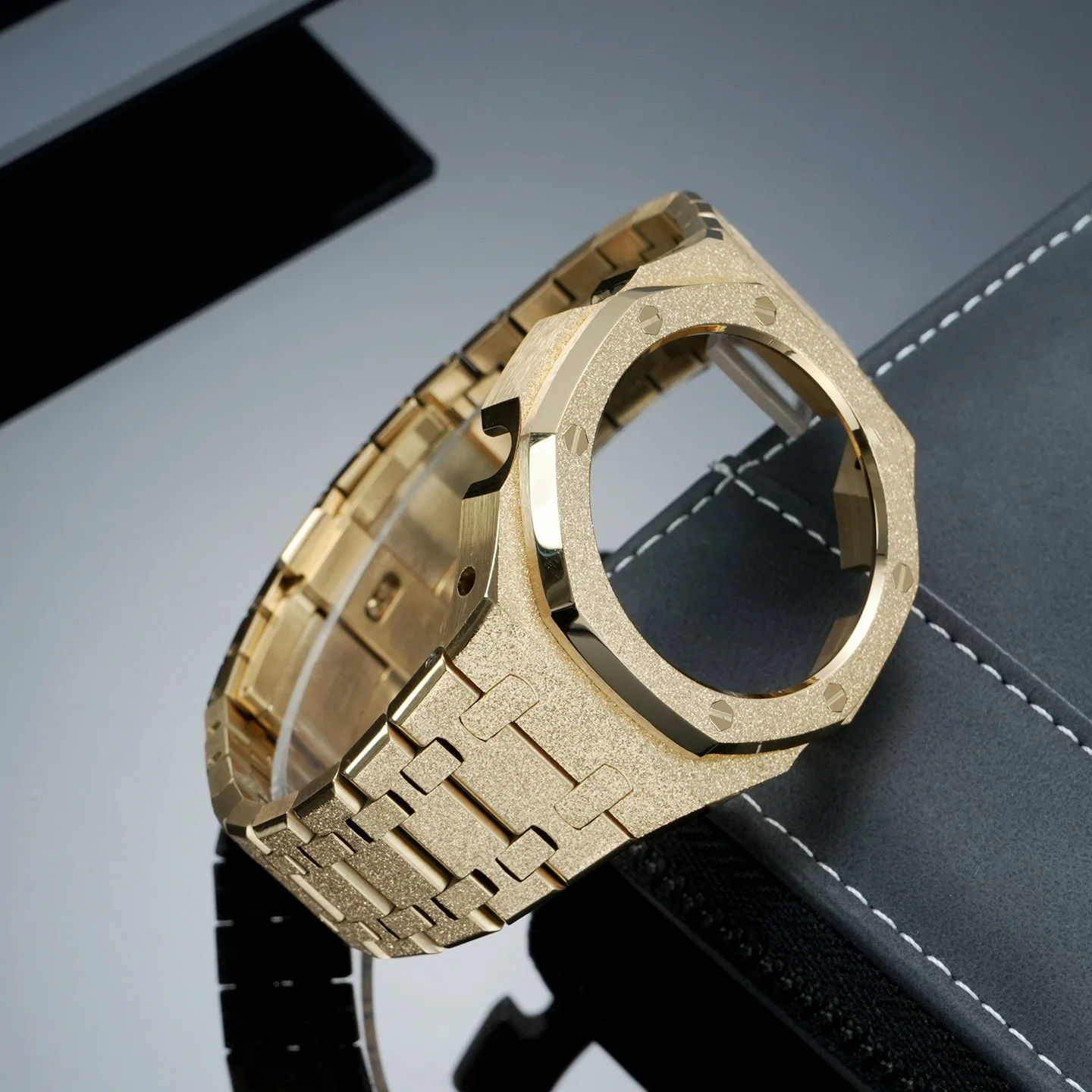 

Professional Frosted Gold Steel Case & Bracelet Set for Casio CasiOak' GA-2100 GA-2110 GA-B2100, Upgrade Metal Conversion Kit