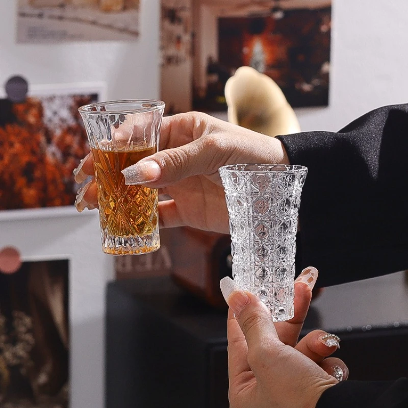 60ml Kleine Schnapsgläser Klarglas Likörgläser Hochwertige Kristallgläser für Zuhause Bar Küche Restaurant