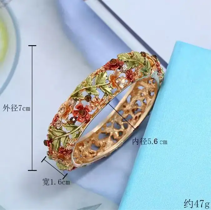 

женский браслет женский браслет