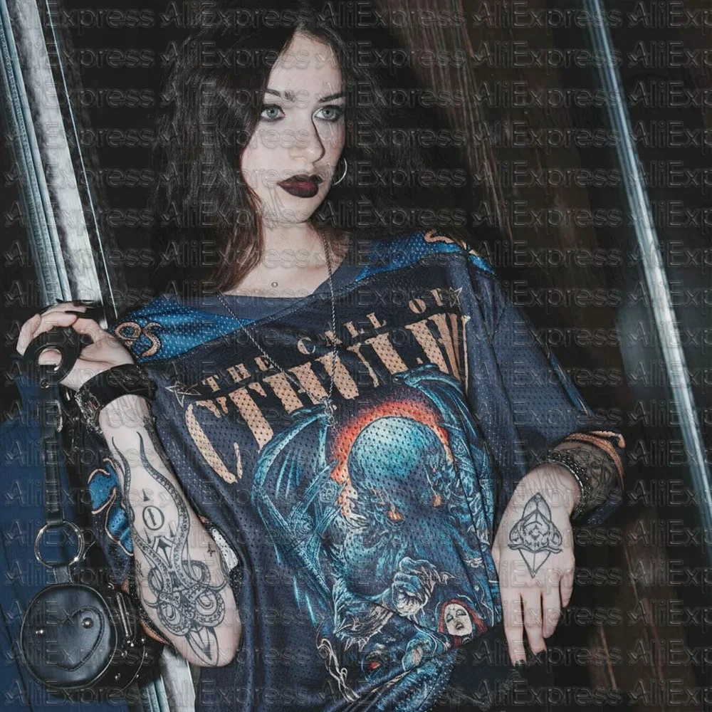 2026 Neue Film-Sportmode Kurzarm-V-Ausschnitt Streetwear für Erwachsene und Kinder Gothic-Stil Horror-Fans Geschenk