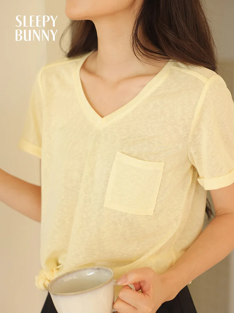 Loose Fit V Neck T Shirt Women Summer Casual Short Sleeve Top with Pocket Basic Lightweight Tee in 6 Colors for Daily or Travel
