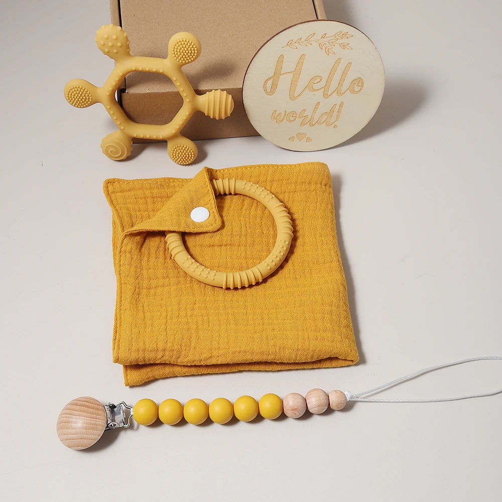 HOT SALE 100% muslin cotton baby comforting towel silicone pacifier chain rudder teether set