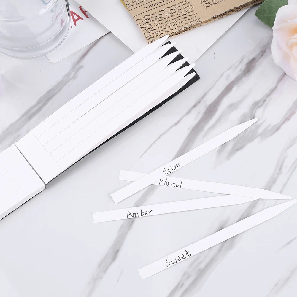 400Pcs Perfume Test Strips Essential Oil Test Strip Perfume Blotter Strips Fragrance Test Strips for Fragrances Scents Testing