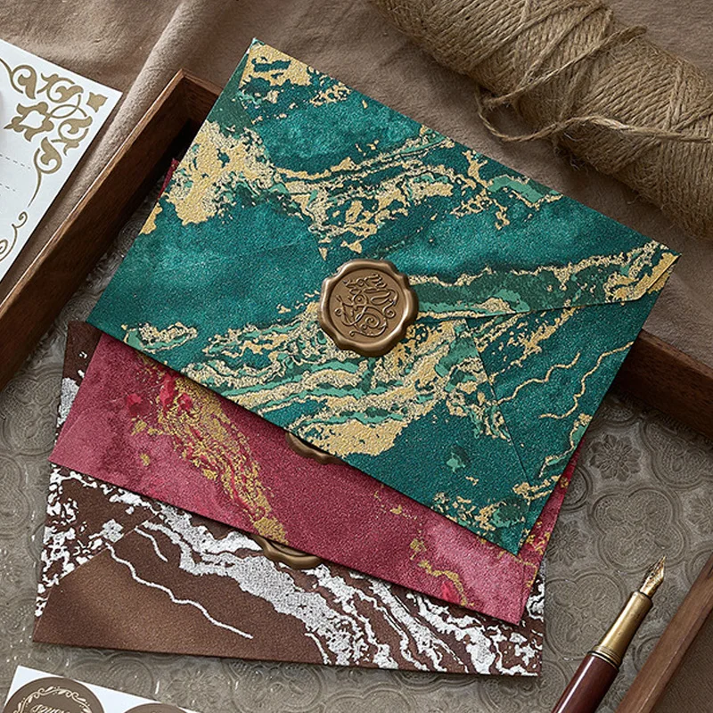 

4 Envelopes set with Sealing Wax Stickers Vintage Gilt Envelope Hard Paper kit Retro Embossed for Letters Invitation Wedding