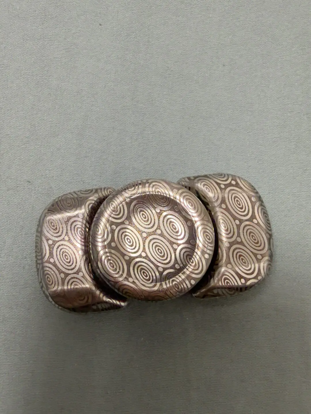 Used Xedc home spindle, original steel rui powder engraving fingertip gyro edc decompression toy
