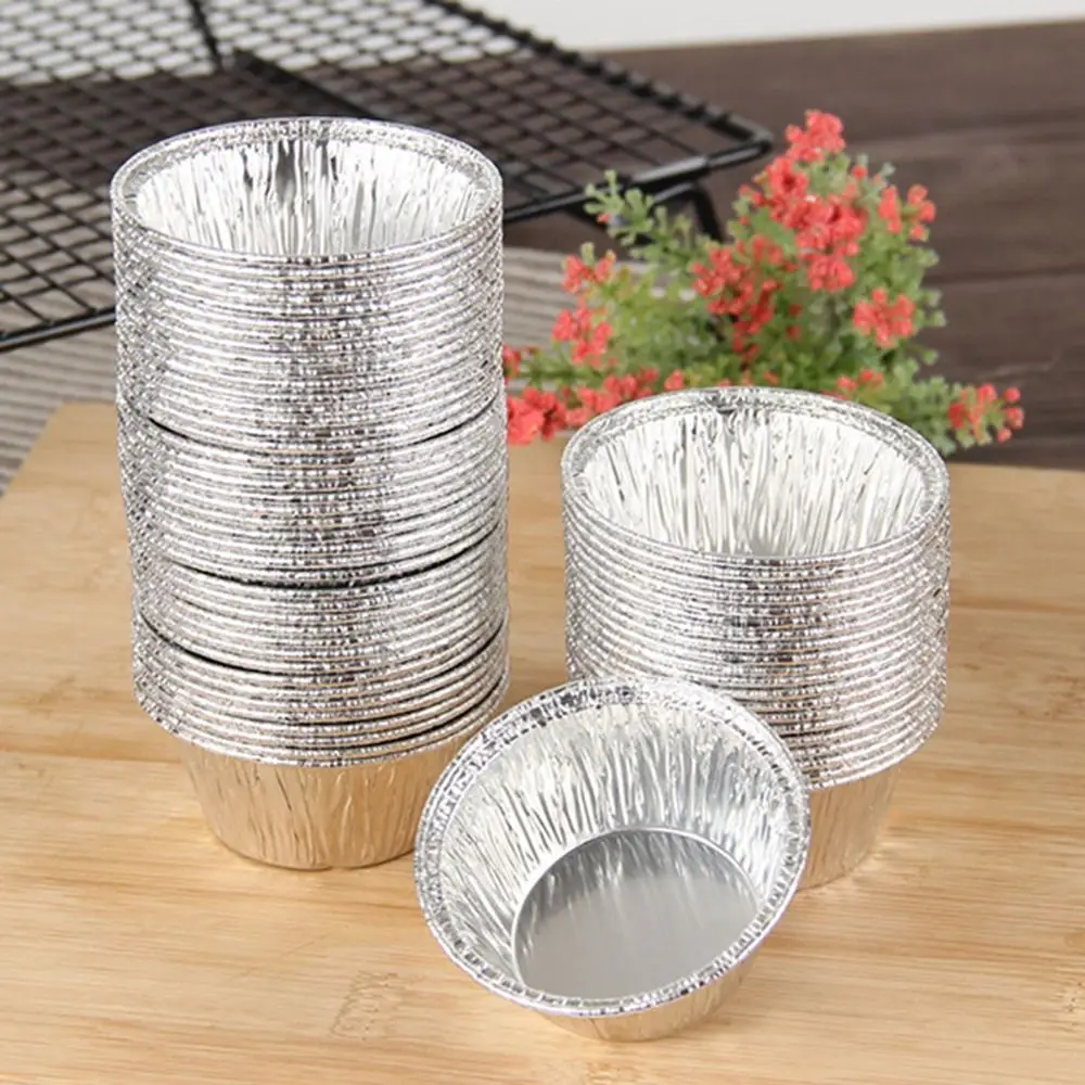 50 Moldes Desechables de Papel de Aluminio para Hornear, Antiadherentes, Prácticos, de Grado Alimenticio, Calentamiento Rápido, para Cupcakes y Pasteles