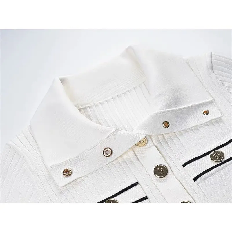 Suéter de malha vintage elegante feminino, manga longa, botões dourados, tops de malha, macacões chiques de senhoras, cardigans para outono, 2024