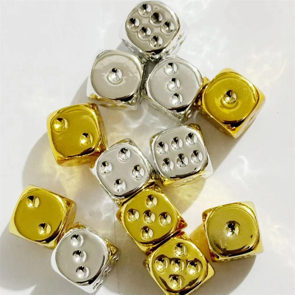 5Pcs/Set Golden/Silver Color 16mm Funny Game Plastic Point Dice D6 Six Sided Decider Board Game Acessories