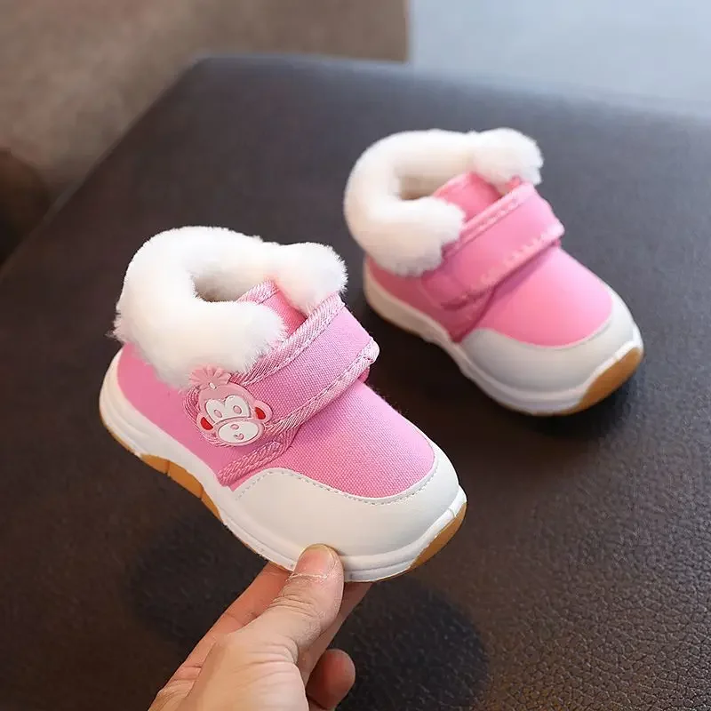 Sapatos esportivos e de caminhada para bebês antiderrapantes, sola macia, de pelúcia, meninos e meninas, sapatos de bebê de 0 a 3 anos, inverno