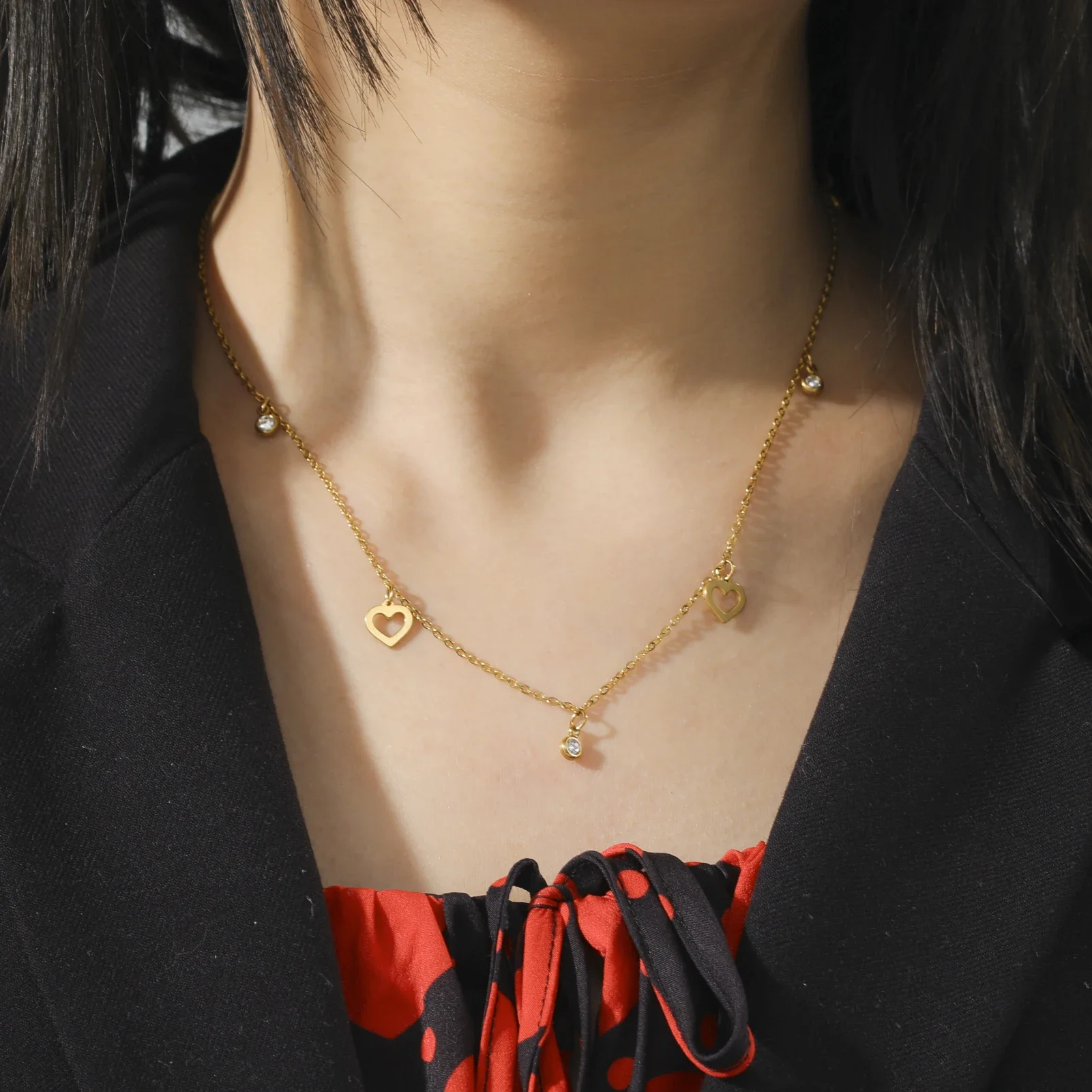 Skyrim New Boho Heart Crysral Pendant Necklace For Women Stainless Steel Simple Clavicle Chain Necklaces Fashion Jewelry Gift