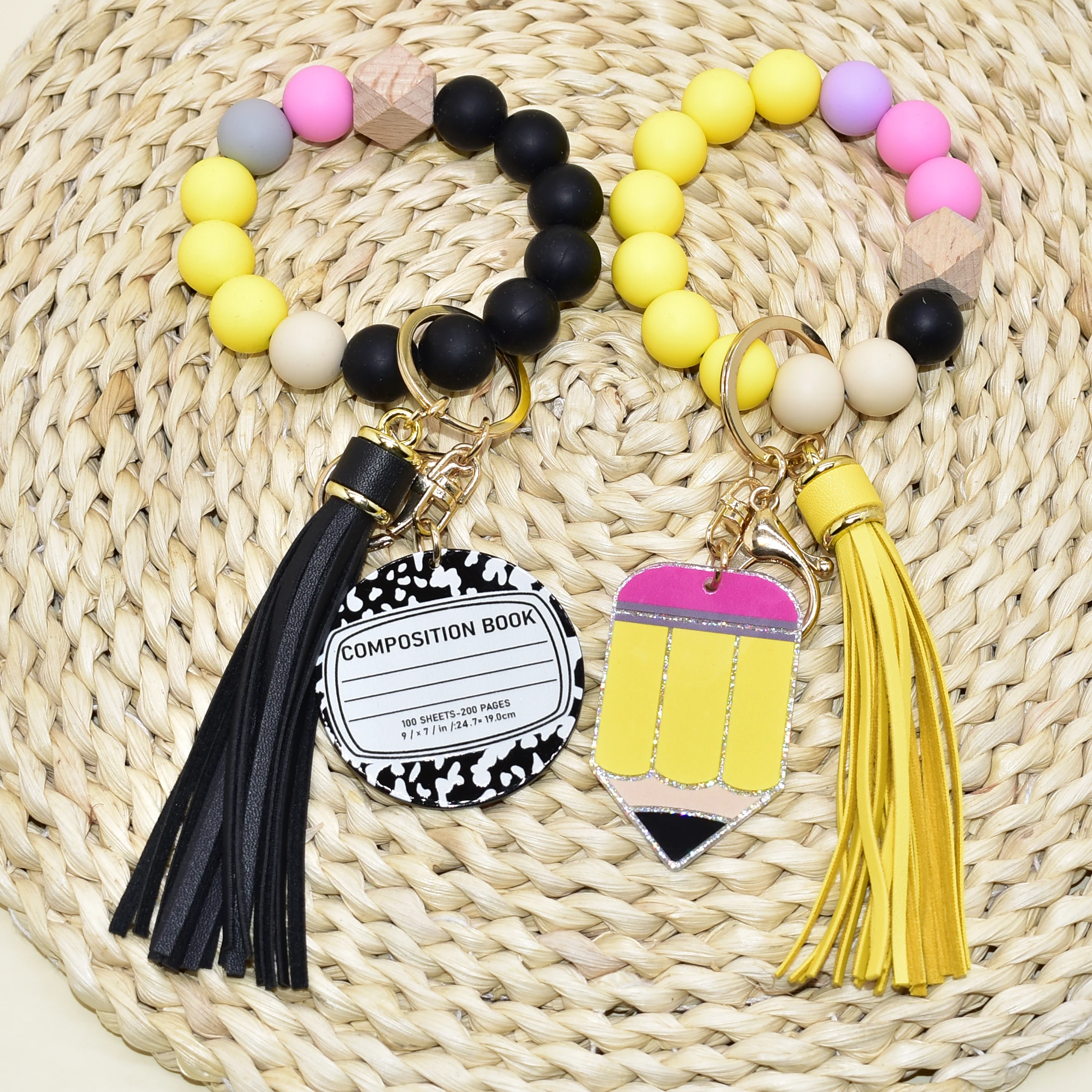 Teacher Gifts Idea S​ilicone Beads Pencil Colors Bangle Keychain Design With Big Acrylic Pencil Black Composition Charms