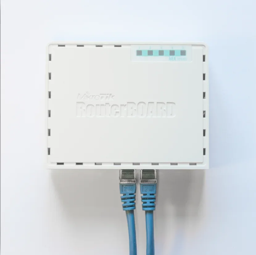 Mikrotik hex RB750Gr3 rb4011 5xGigabit Ethernet Dual Core microtick internet connection mikrotik Router