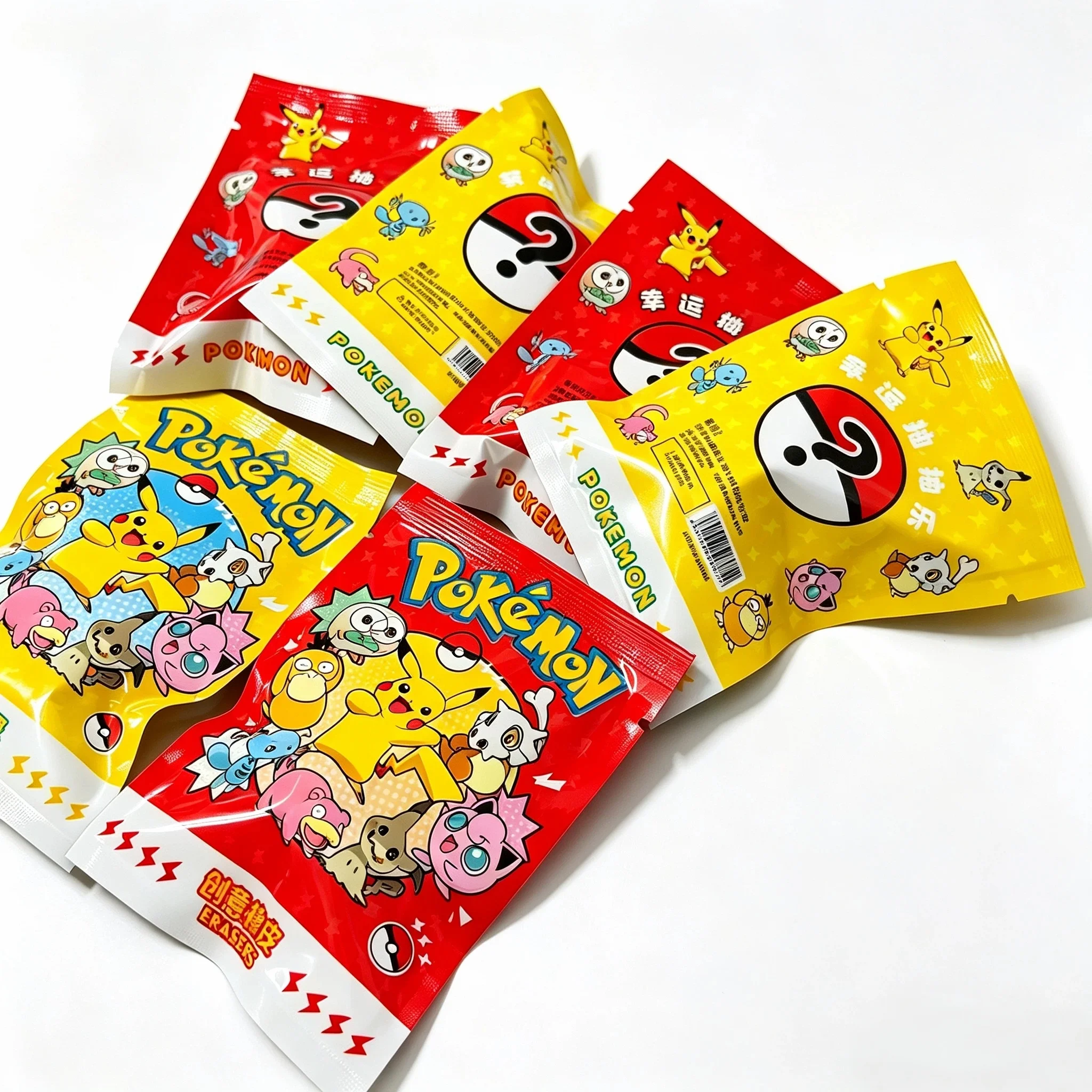 16 Stück Niedliche Cartoon-Anime-Radiergummis in Überraschungsbeuteln, Zufällige Mini-Taschen-Schreibtischdekoration, Sammelbares Schulbedarfsgeschenk – Detail 4