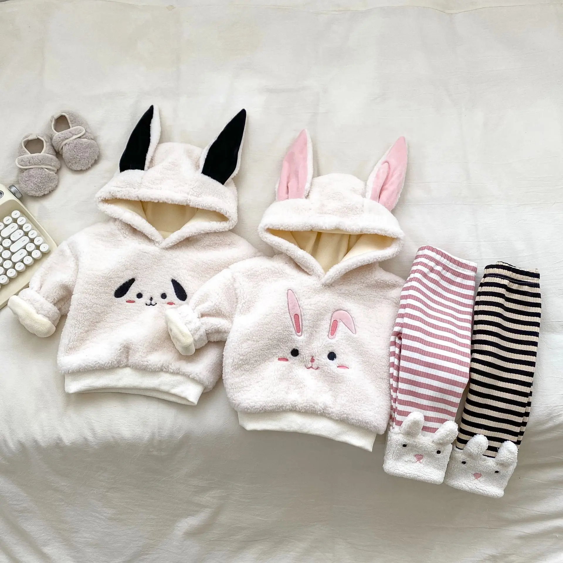 2024 Winter New Baby Plus Velvet Thick Clothes Set Infant Girls Cartoon Hooded Tops + Striped Pants Warm 2pcs Suit Kids Outfits