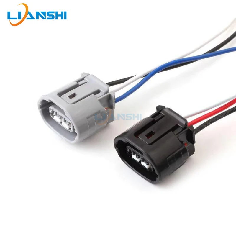 The generator plug is compatible with Toyota Camry, Crown Reiz, Corolla, Honda Mazda, Nissan Subaru connectors
