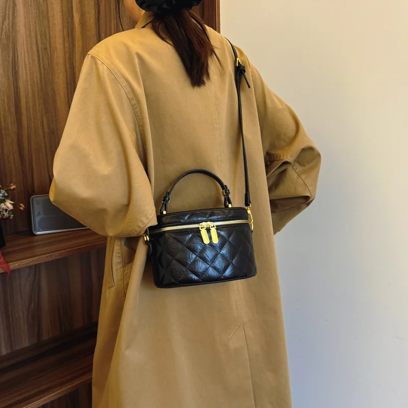 

New Arrival 2025! Fashion - Forward Women's Bags. Quilted Design Stylish Box and Bucket Shapes, Small Crossbody Style