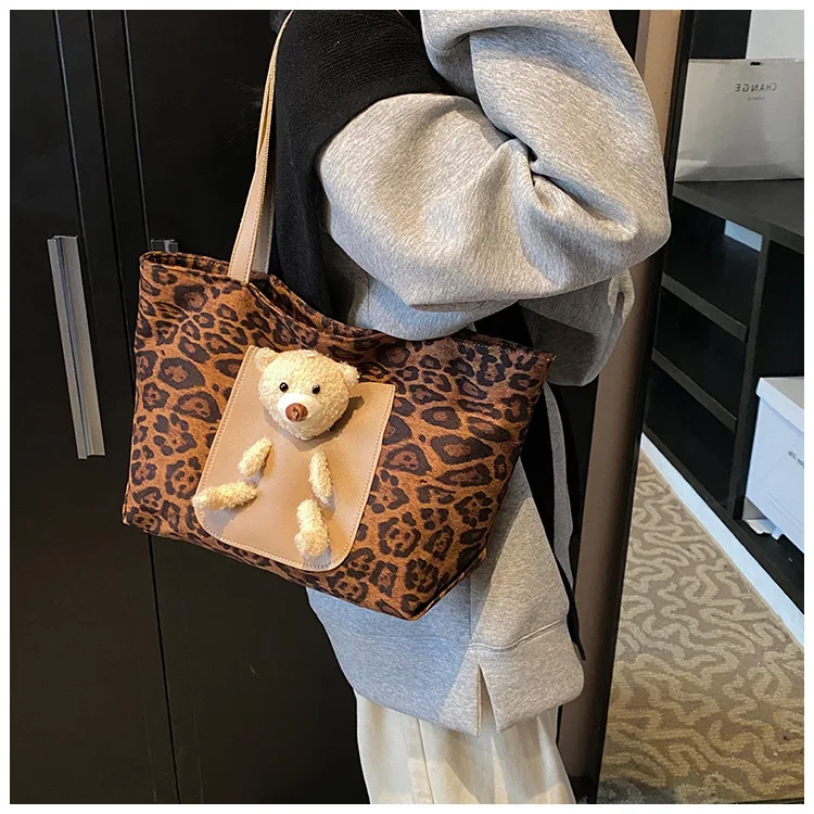 

Women's Shoulder Bag,High-capacity Hand Bags Shoulder Bag Wallet Portable Tote Handbags Crossbody Bags Leopard Print Bear Style