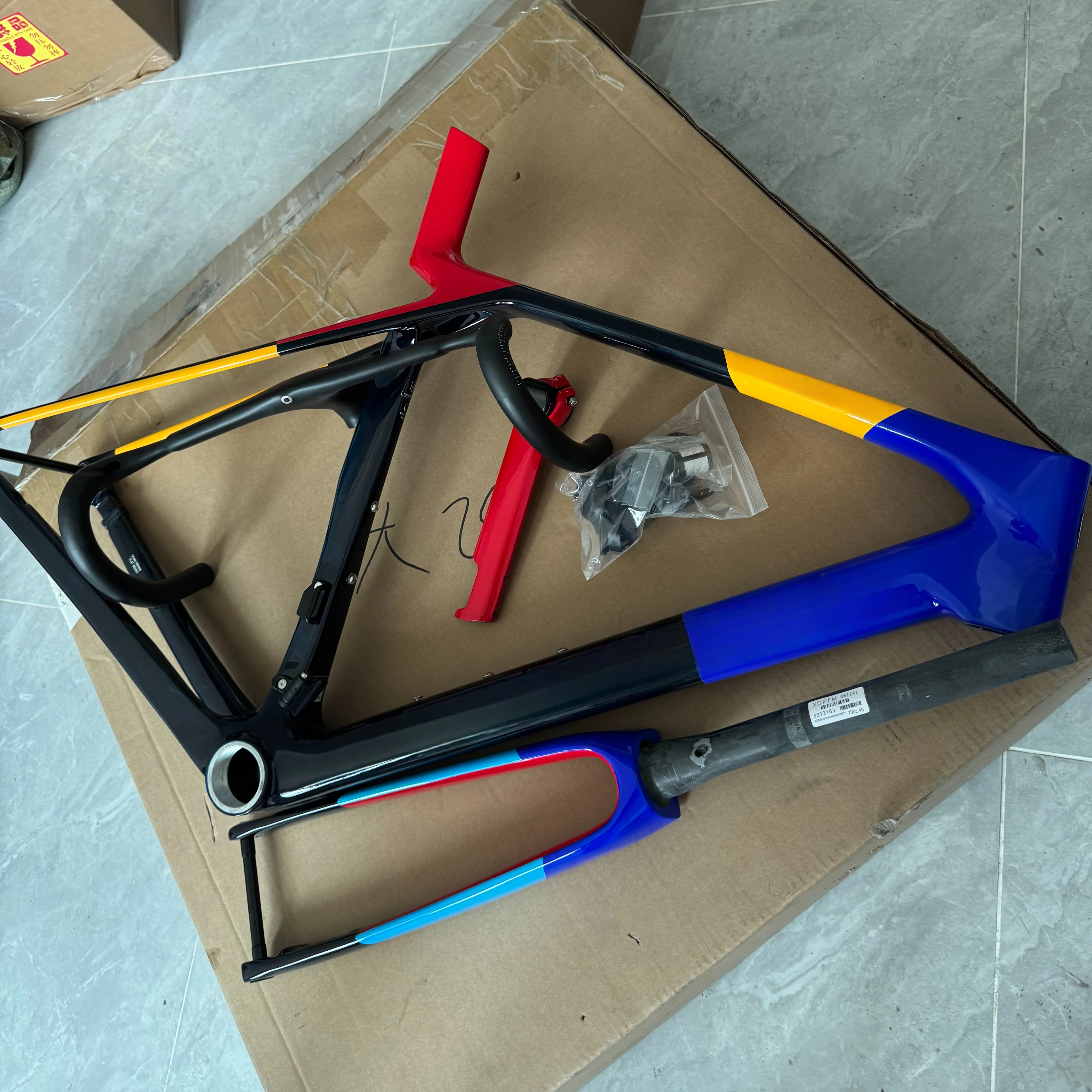 مخفي كامل ألياف الكربون الطريق الدراجة Slr8 الإطار من خلال المحور قرص الفرامل لون مخصص #2