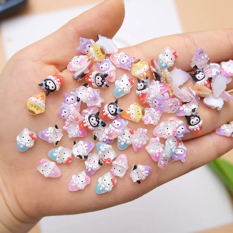 12 griglie (48 pezzi) accessori per unghie Hello Kitty gelato scintillante Ktiiy con design glitter pendenti per unghie Kawaii Summer Manicure Deco