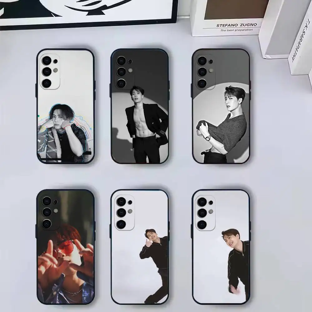Singer dashing jw-Jackson Wang  Phone Case For Samsung S 25,24,23,22,30,21,10,9,Ultra,Plus,Lite,FE,4,5 G Black Silicone Case