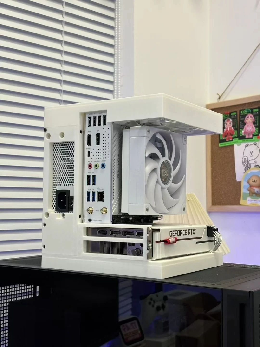 Gabinete de PC Mini ITX, Gabin - Pc Power Supply avaliação e preço