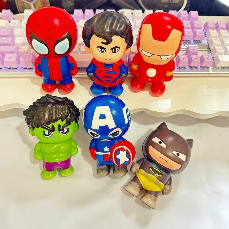 Nowy Królestwo Bestii Batman Spider-Man Hulk Kapitan Ameryka Kreatywna Kreskówkowa Figurka Antystresowa Zabawka do Ściskania z Charakterem