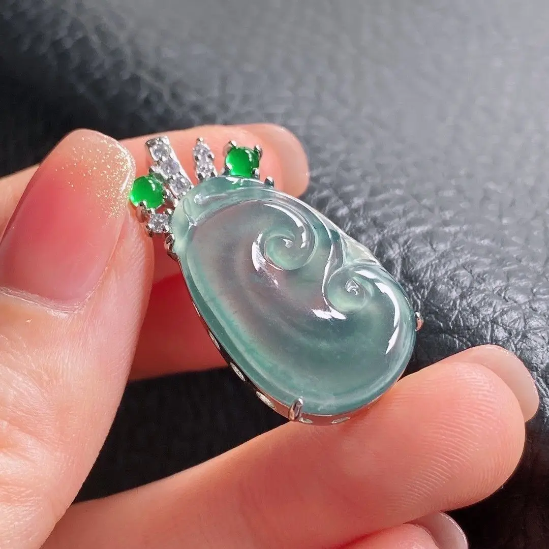 

Pure natural jadeite A alloy inlaid with ice bottom old blue water Ruyi exquisite pendant fashionable versatile Seiko engraving