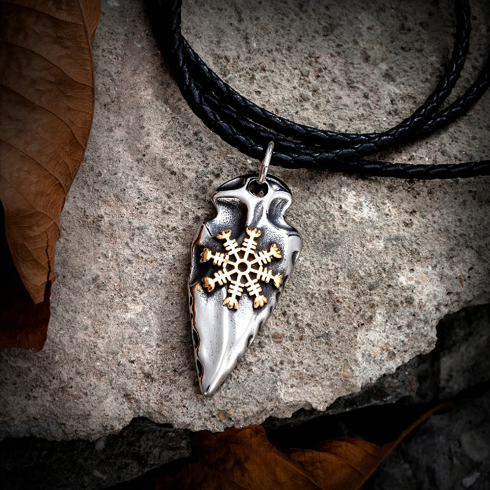 Norse Rune Shield Necklace Men Stainless Steel Vikings Spear Trident Pendant Self-defense Amulet Retro Scandinavian Jewelry Gift