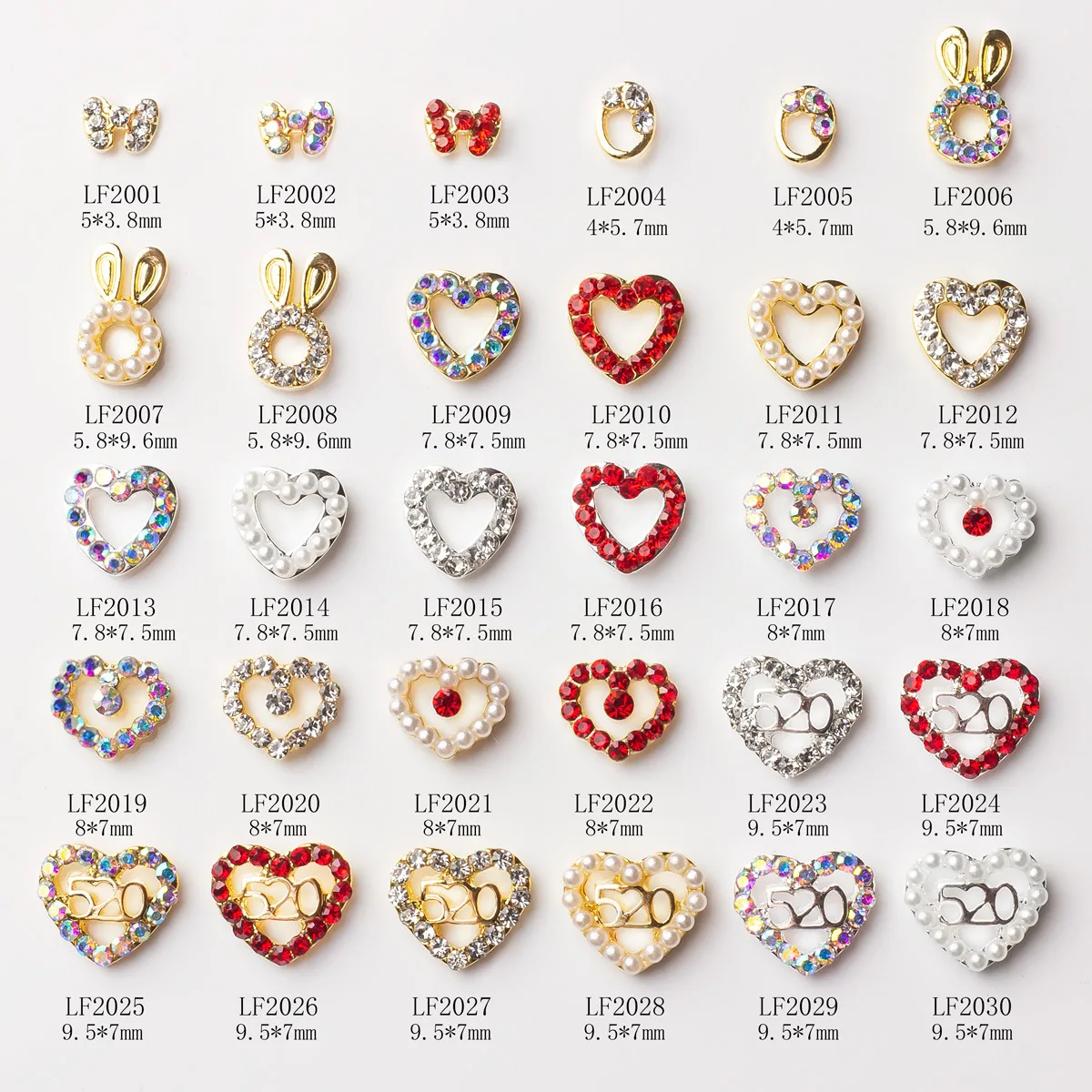 Mix 20 Stück nach dem Zufallsprinzip bezaubernd um Nail Art Strasssteine 3D Herz Relief Glas Nagelschmuck glänzender Kristall Maniküre Zubehör