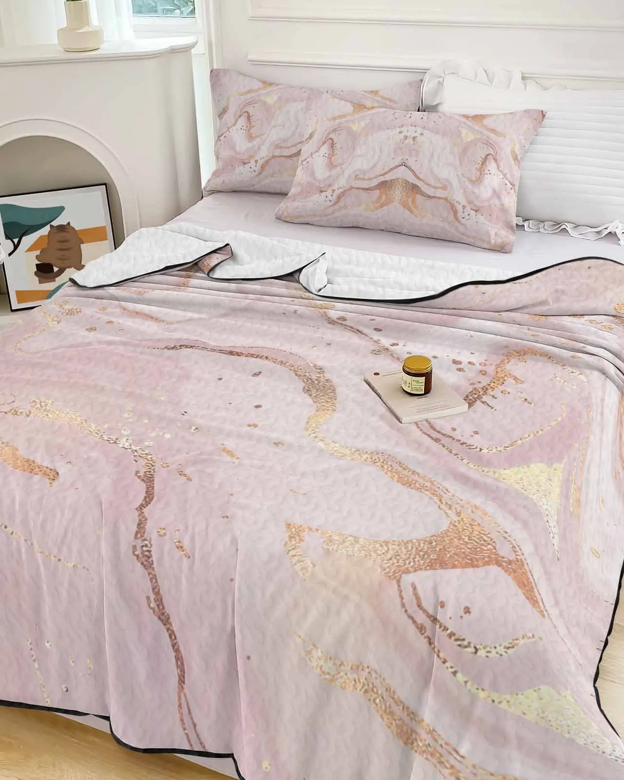

Abstract Streamline Marble Pattern Cooling Blankets Air Condition Comforter Lightweight Summer Quilt for Bed Soft Thin Quilt