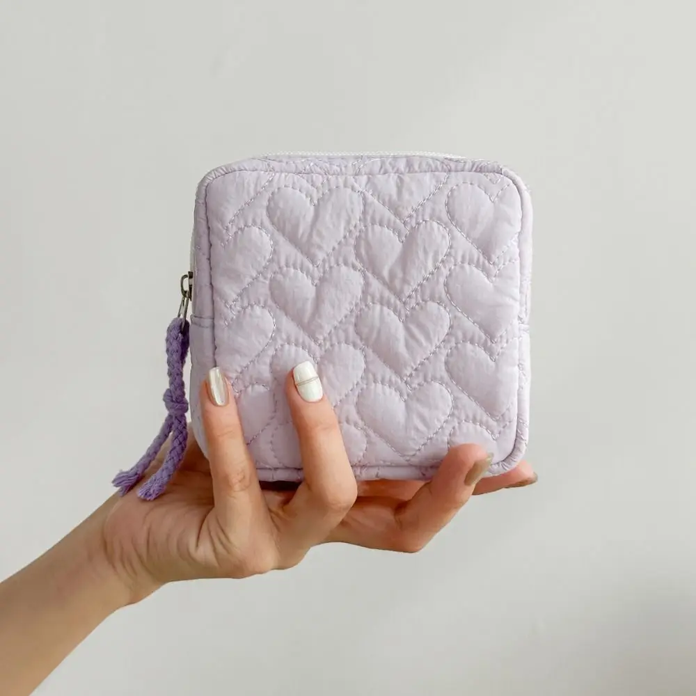 Zipper Closure Travel Toiletry Bag Quilted Compact Toiletries Organizer Heart Pattern with lanyard Sanitary Pad Pouch Lipstick