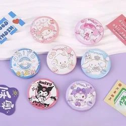 Broches de dibujos animados Sanrio Kuromi, figuras de acción de Anime, Cinnamoroll, My Melody, alfileres de solapa, mochila, decoración de ropa, regalos para niños