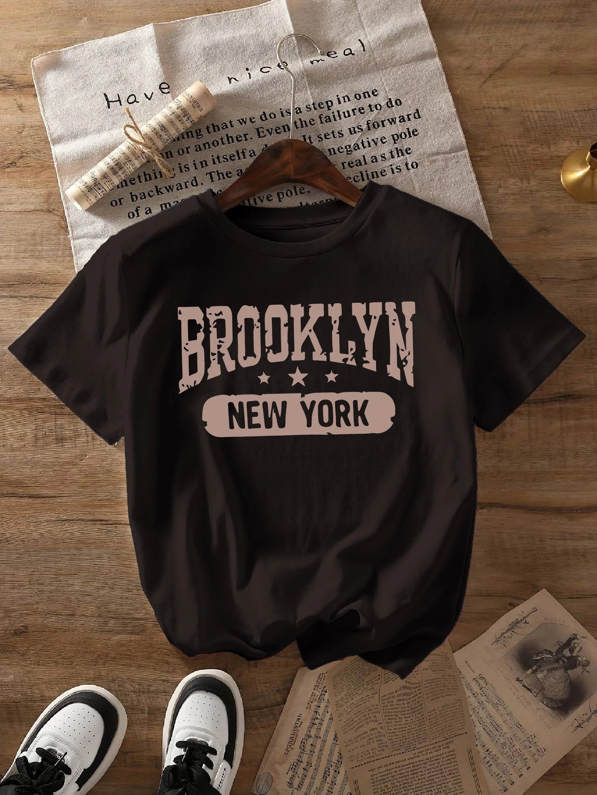 

Удобная мужская футболка с рисунком Brooklyn New York | Красная повседневная футболка с круглым вырезом и коротким рукавом | Allseason Top