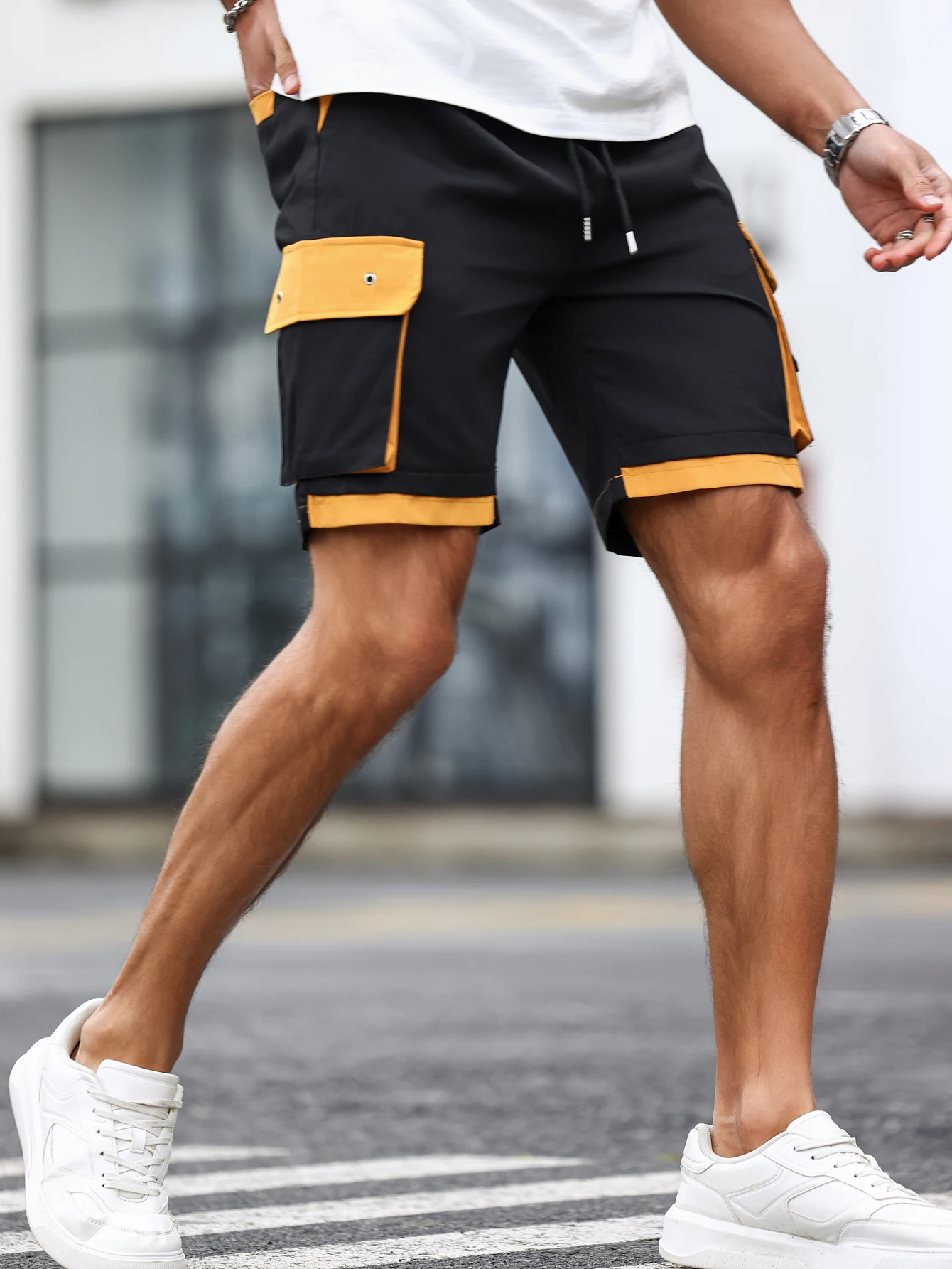 Mens Color Block Yellow and Black Personalized Multi-pocket Cargo Shorts