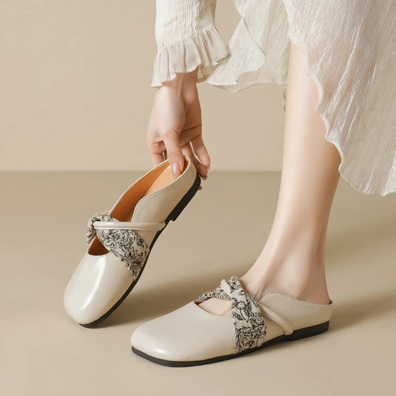 Size35-43 New French Women's Sandals, Square Head Bow Flats, Shallow Commuter Large Size Women's Shoes