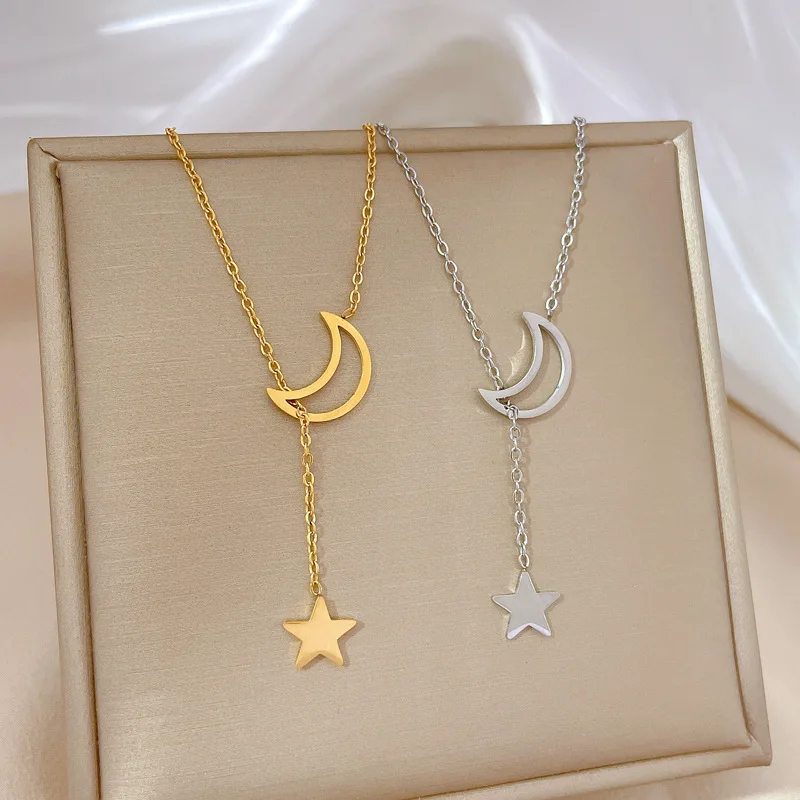 New Simple Moon Star Pendant Choker Necklace Simple Gold Color Alloy Charm Chain Collares Necklace For Women Party Jewelry