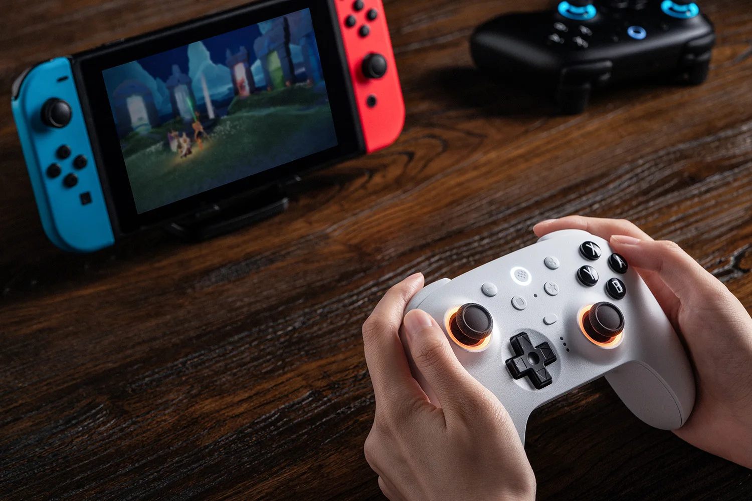 8BitDo Ultimate 2 Bluetooth-Controller, kabelloses Gamepad für Nintendo Switch und Switch 2, mit TMR-Joystick für Windows – Detail 3