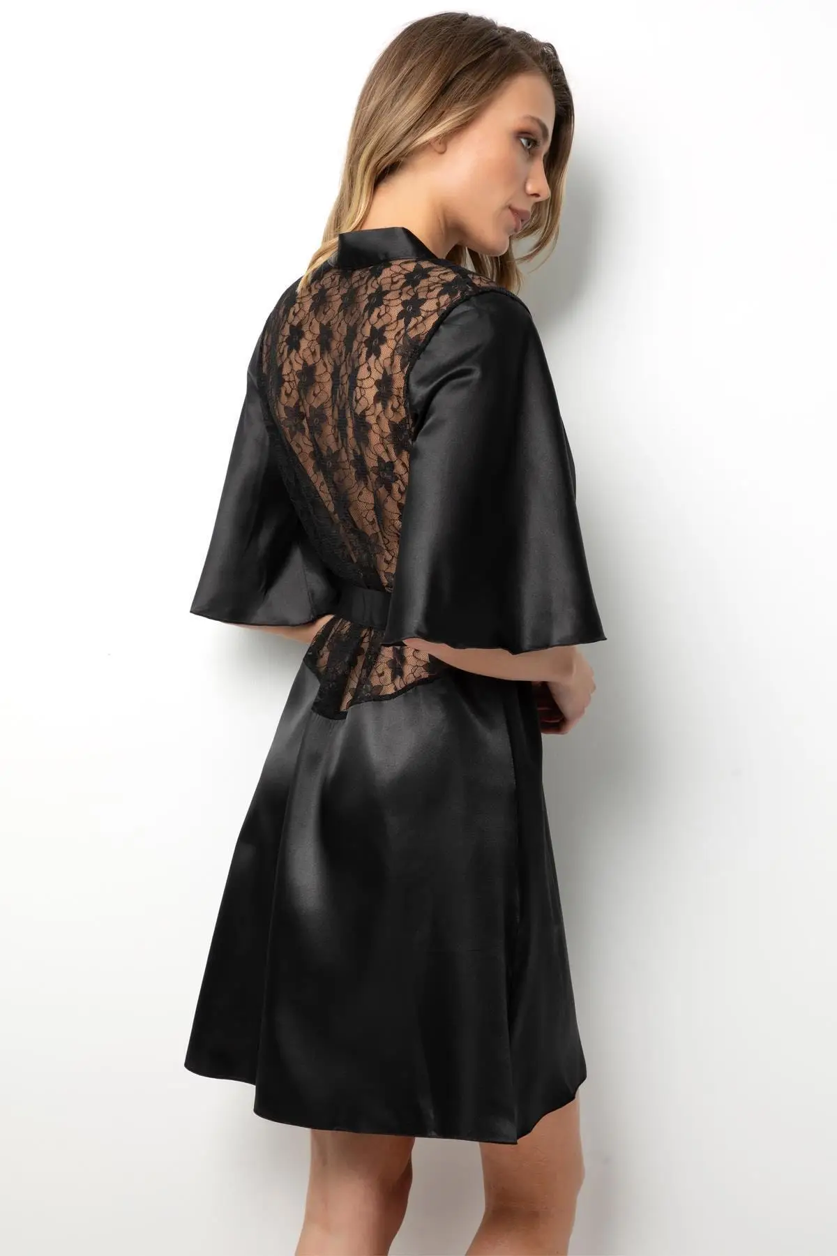 Sırtı Dantelli Saten SabahlıkLace ظهر ساتان روب للنوم أنيق مفيد مثير أنيق موديل 2022 تريند