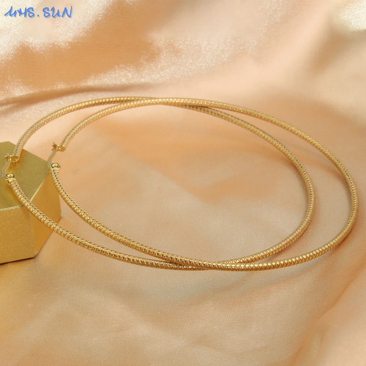 Mhs.Sun Smooth/Text…