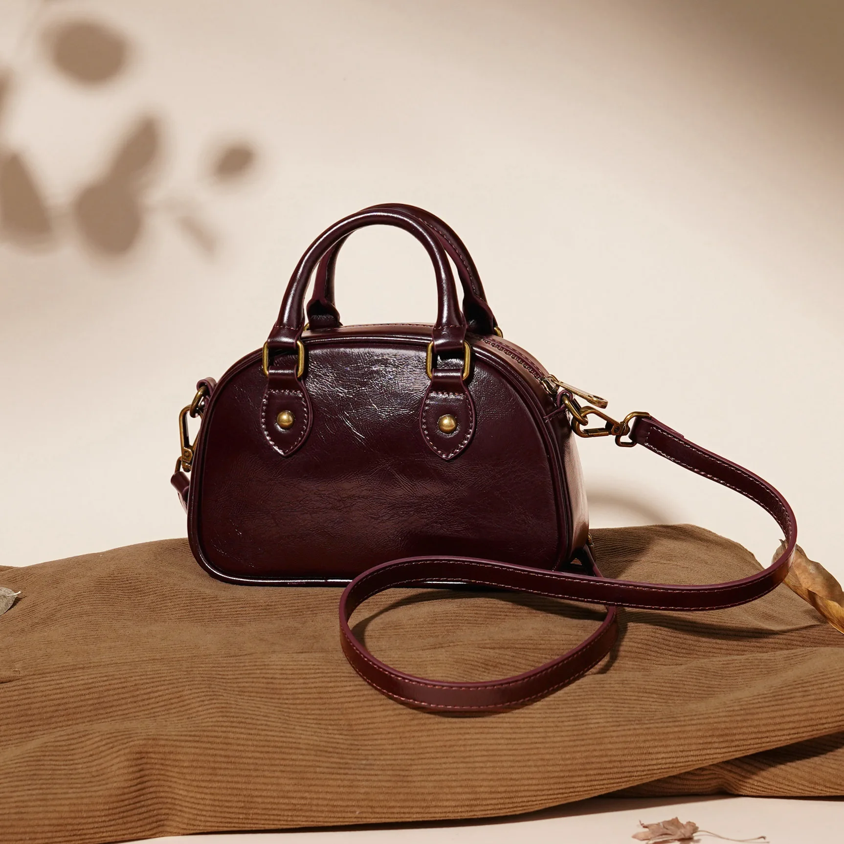 

Chic 2025 bowling bag. Unique & versatile. Shoulder/crossbody/handheld. Your new go-to accessory.