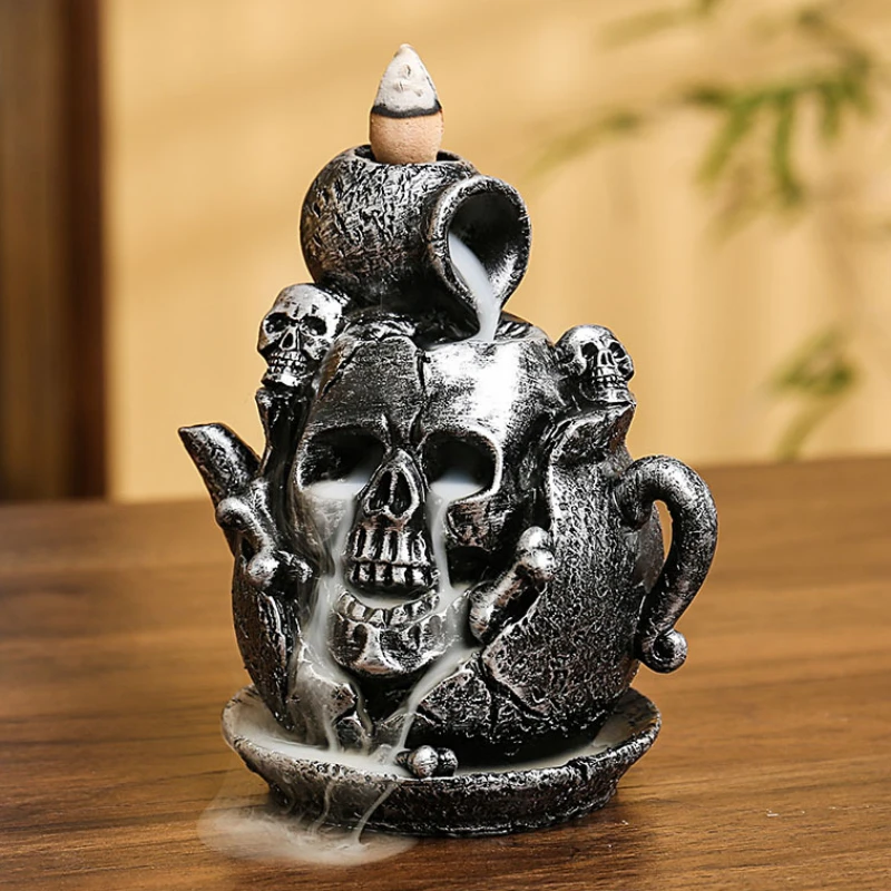 Mystical Skull Backflow Incense Burner Antique Silver Finish Intriguing Smoke Effect for Meditation Decor Spooky Themed Spaces