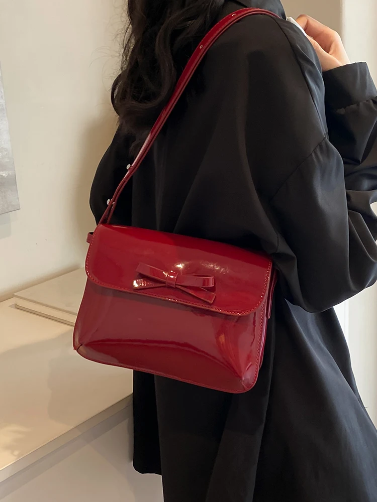 High-end Patent Leather Glossy Cherry Red Underarm Bag 2024 New Ladies Bow Magnetic Buckle Crossbody Bag Exquisite Retro Handbag