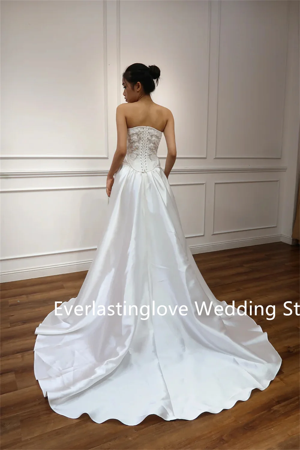 فساتين زفاف شعبية ذات رقبة سكوب مزينة بالدانتيل مكونة من قطعتين مصنوعة حسب الطلب 2026 فيستدو دي نويفال