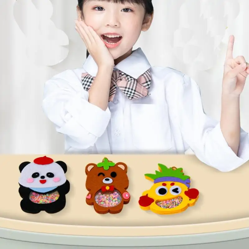 4 pièces de jouets de puzzle à secouer, dessins animés, pendentifs en non-tissé, kits de matériel DIY pour enfants, faciles à coller, accessoires, artisanat fait main