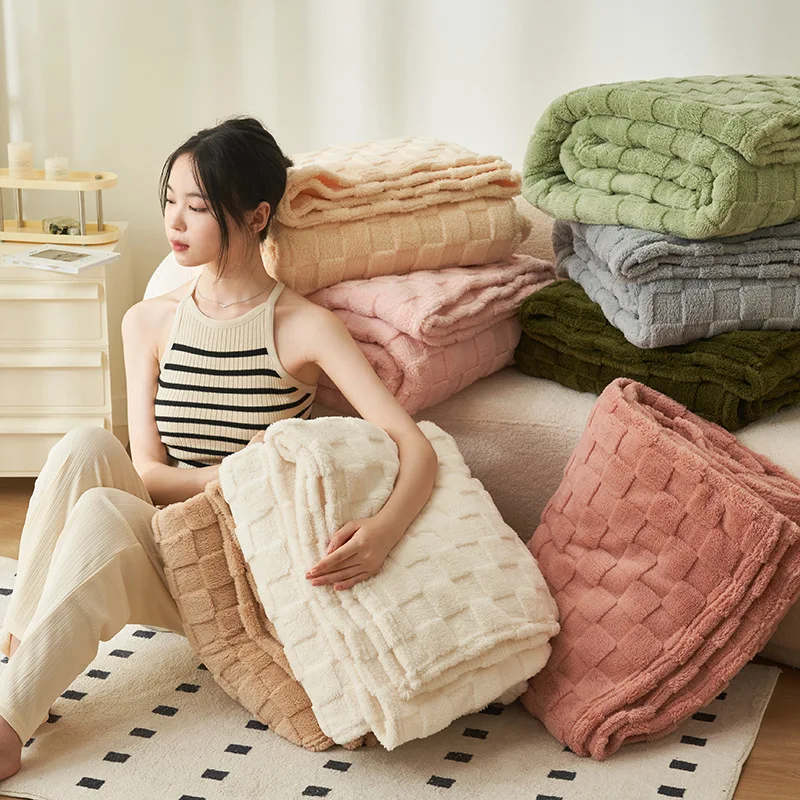 Green Fleece Throw Blanket for Couch Gift Blanket Super Soft and Warm Lightweight Checkered Pattern Blanket for All Seasons
