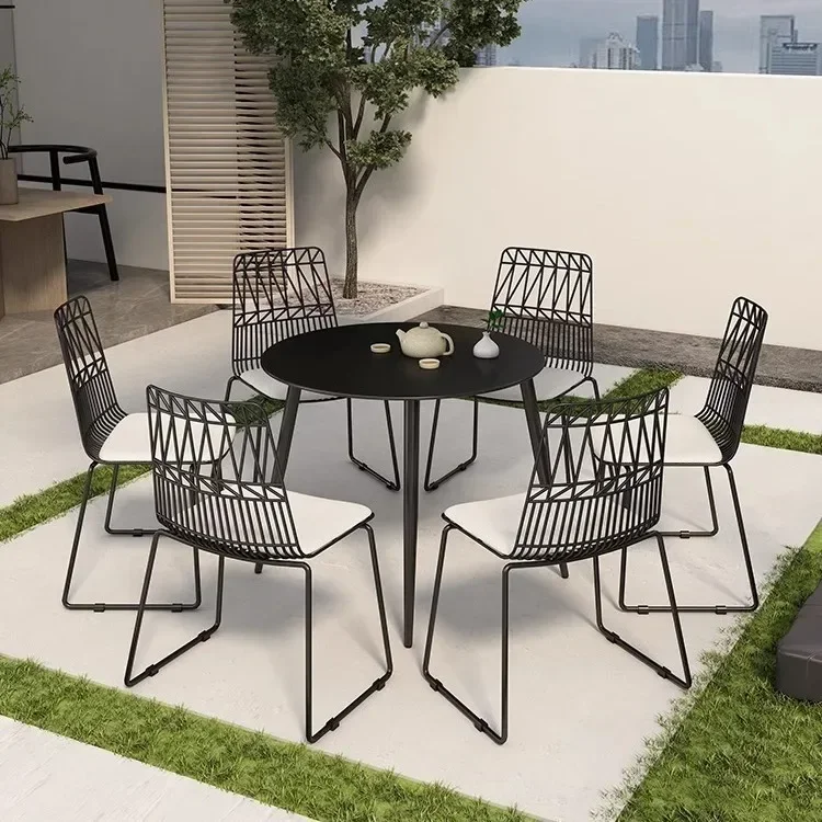 Simple outdoor metal leisure tables and chairs, courtyard garden open-air small square table, milk tea shop commercial outdoor d